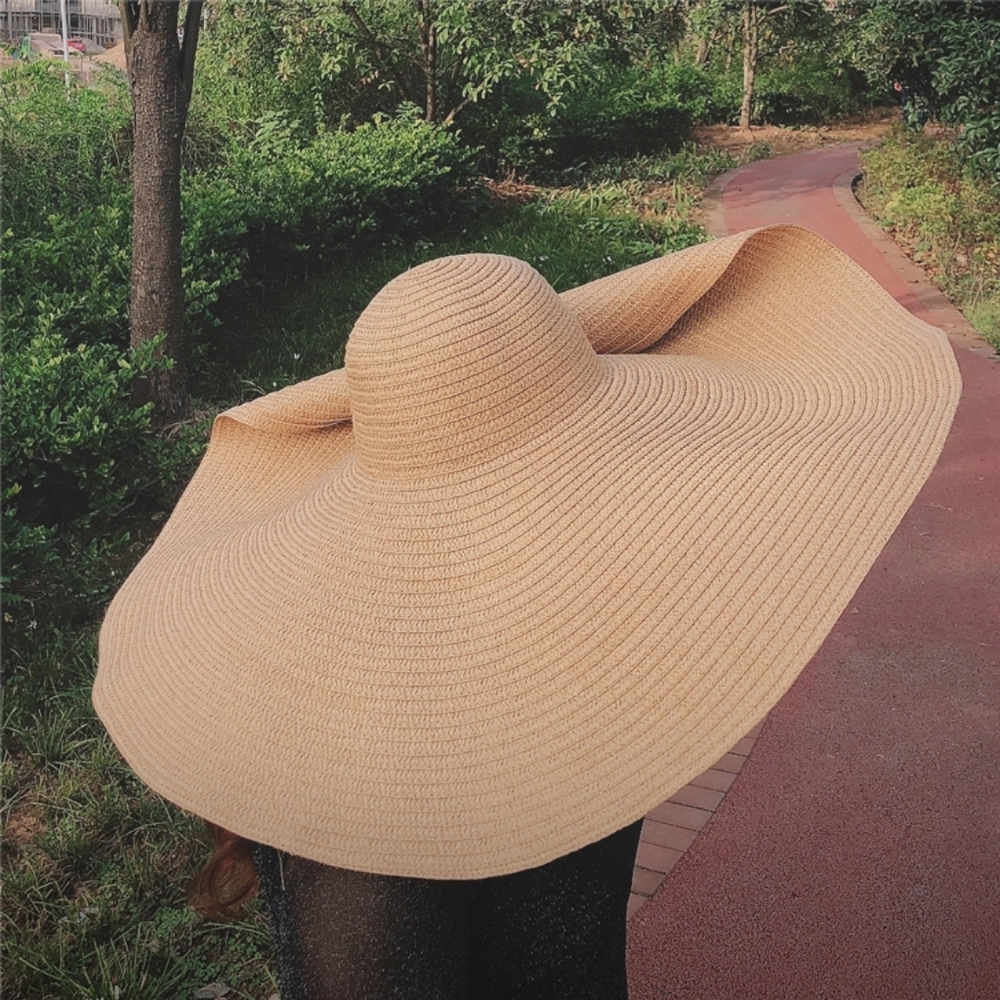 Floppy Straw hat